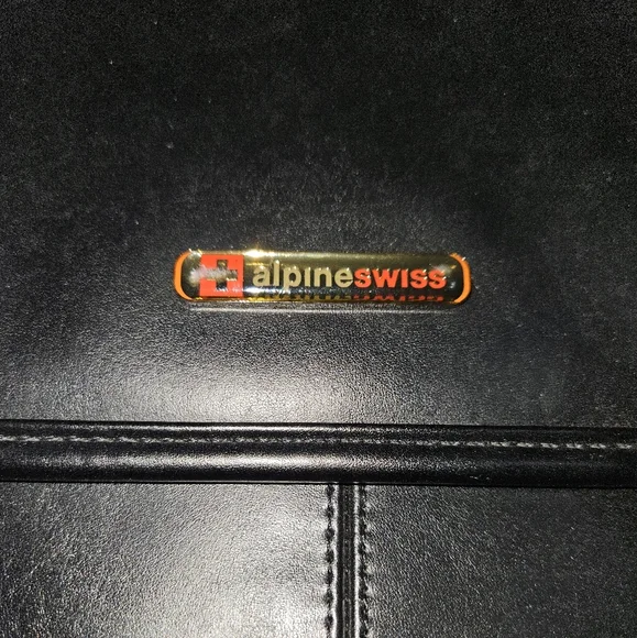 Alpine Swiss Black Leather Briefcase - Picture 2 of 9